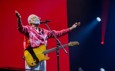 A travessia entre palmas e silêncios de Gilberto Gil