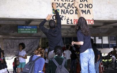 A elites querem o fim da universidade pública