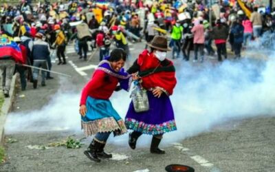 Ecuador: el camino, a los ponchos y faldas coloridas – Por Kintto Lucas
