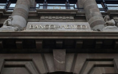 México: remesas cayeron 12% por política comercial de Trump