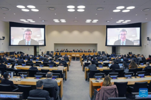 Prominent U.S. economist calls on West to have dialogue with rest of world