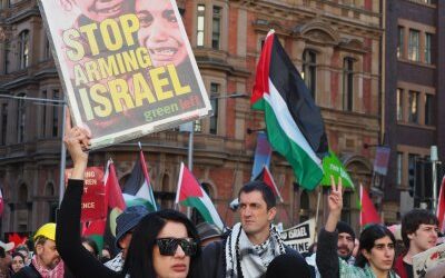 Israel weaponises aid, Australian police attack pro-Palestine protesters