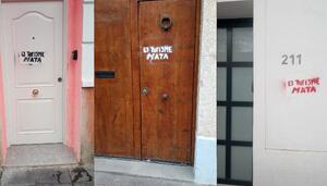La presión vecinal frena un nuevo intento por colar 24 bajos turísticos ilegales en Patraix (València)