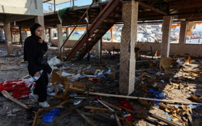 Bombardamento israeliano di un internet café a Gaza, almeno 24 morti