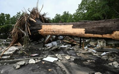Sale ad almeno cento il numero dei morti in Texas