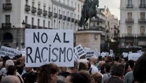 Miles de personas por todo el Estado se concentran contra la ola racista de Torre Pacheco