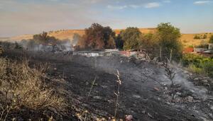 El vecindario de la Cañada responsabiliza del incendio a Ayuso y denuncia la actuación de Emergencias
