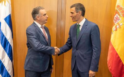 Yamandú Orsi firmó acuerdos en seguridad, igualdad de género y cultura con el gobierno de España