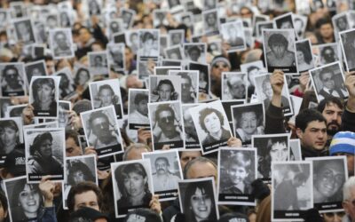 “La paradoja Argentina”. Claves para leer la causa AMIA hoy: Geopolítica, impunidad y persecución – Por Emilia Trabucco