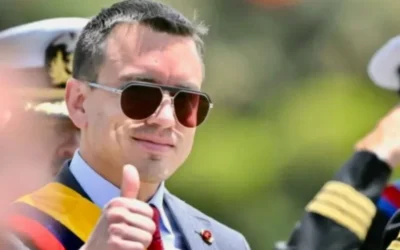 Ecuador: Noboa cerró seis ministerios y echó a 5.000 funcionarios del Estado