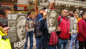 Doce años de prisión domiciliaria para Álvaro Uribe, padrino de la extrema derecha en Colombia