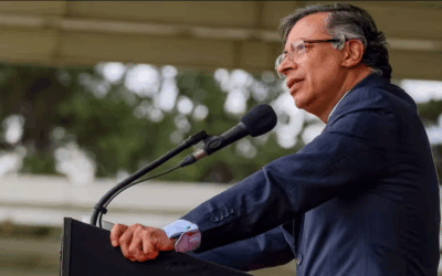 Gustavo Petro señaló que tomará medidas legales contra quienes lo responsabilicen del crimen de Miguel Uribe