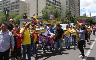 Ecuador | Marcha de Noboa en Quito: manifestantes realizan saludo nazi en protesta contra la Corte Constitucional