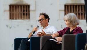 Cédric Durand: “La dimensión ecológica exige políticas de racionamiento tecnológico que frenen a las Big Tech”