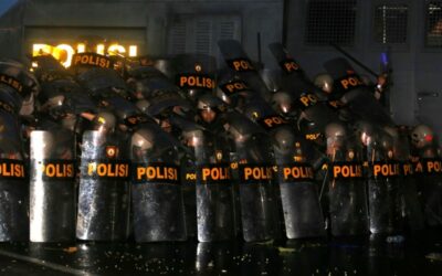 Venti persone scomparse nelle manifestazioni in Indonesia, secondo un’ong