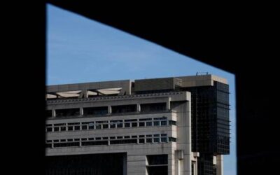 Lo spettro del debito si aggira per l’Europa