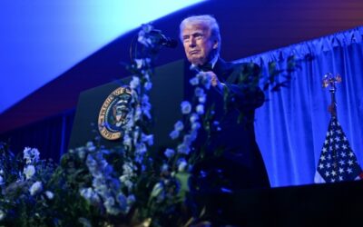Donald Trump chiede procedimenti giudiziari contro alcuni avversari politici