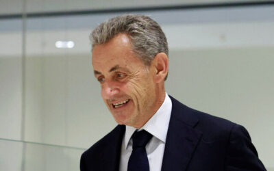 Francia, l’ex presidente Sarkozy condannato a cinque anni di prigione