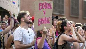 Tres activistas recomiendan 23 libros para entender lo bi en el Día de la Visibilidad Bisexual