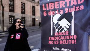 Los nueve sindicatos presentes en Asturias piden el indulto para ‘las Seis de la Suiza’