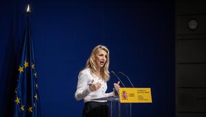 Díaz cumple con su plan b y tramita por decreto el endurecimiento del registro de jornada