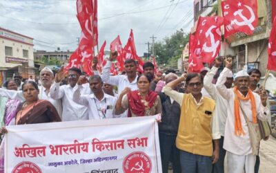 Cotton Farmers Protest Tariff Withdrawal, Betrayal by Modi