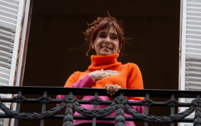 Argentina | Cristina Fernández subraya 10 puntos oscuros de su causa a tres años del intento de magnicidio y militantes realizan caravana