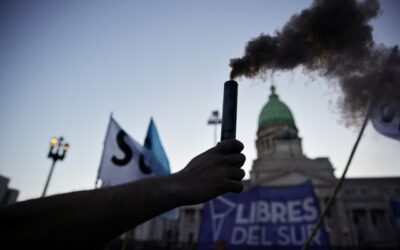 Il parlamento argentino approva dei finanziamenti aggirando i veti di Milei