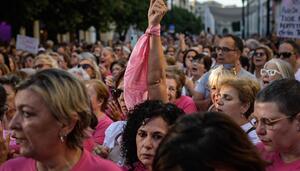 Mentiras, silencios y nerviosismo: la crisis de los cribados de cáncer se sigue intensificando en Andalucía