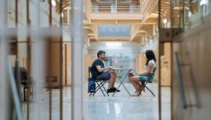 Jules Gill-Peterson: “No hay forma de imaginar el feminismo y las mujeres trans como opuestos”