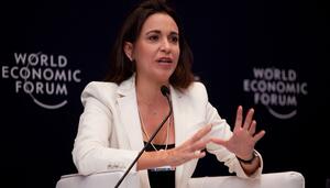 Nobel de la Paz a Corina Machado: la trampa de la paz militar