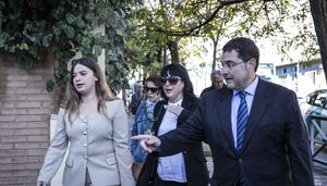 Juana Rivas pedirá el archivo de la causa tras declarar en el juzgado: “No me voy a rendir”