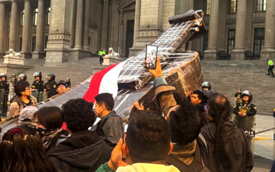 Ecuador y Perú se encienden: la calle responde a la crisis y a la represión