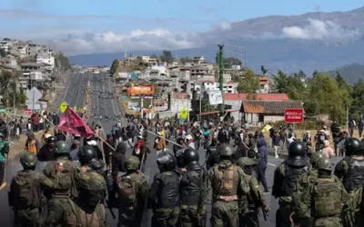 Ecuador: Noboa amenaza reprimir la fuerte protesta popular e indígena
