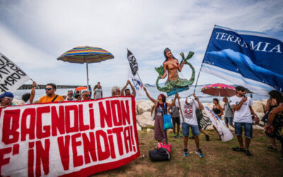 Il mare sottratto a Napoli
