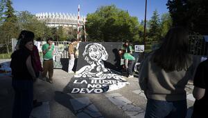 Razones para pararlo todo: crónica de una asfixia económica que lleva al colapso de la UCM