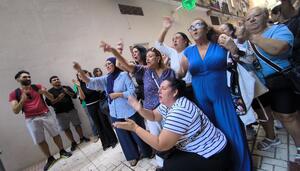 La Tita Mari se queda en su casa de Málaga, la jueza suspende el desahucio