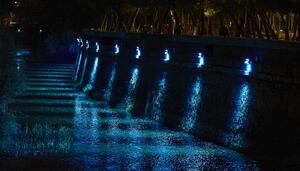 El encendido por sorpresa de las luces del Manzanares pone en pie de guerra al ecologismo madrileño