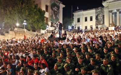 Cientos de personas asistieron al homenaje al líder de la Revolución Fidel Castro en el noveno aniversario de su muerte