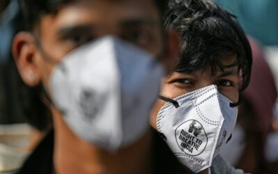 Più di 200mila casi di malattie respiratorie a New Delhi per lo smog