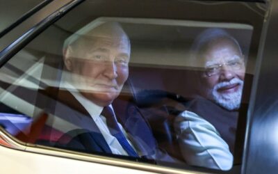 In visita a New Delhi, Putin afferma che continuerà a fornire petrolio all’India