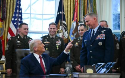 Trump limita l’ingresso negli Stati Uniti ai cittadini di sette paesi e ai palestinesi