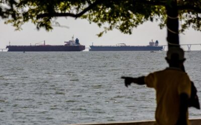 Il Venezuela denuncia il blocco statunitense e continua a esportare petrolio