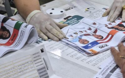 El Consejo Nacional Electoral inicia escrutinio voto por voto