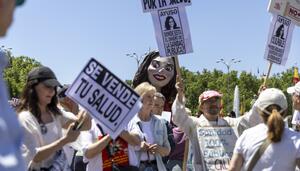2025, el año en que los efectos de la privatización sanitaria se hicieron evidentes