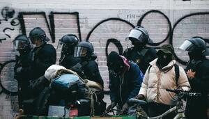 Infamias y momento posfascista: de Extremadura y Trump, hasta Gaza