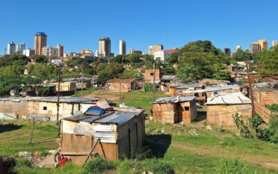 Pegada con alfileres