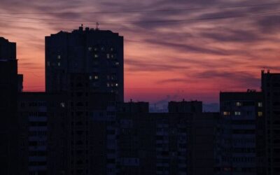A thousand Kyiv apartment blocks still without heating after Russian strike