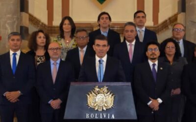 Muerte por decreto: fin del modelo económico plurinacional boliviano – Por La Época